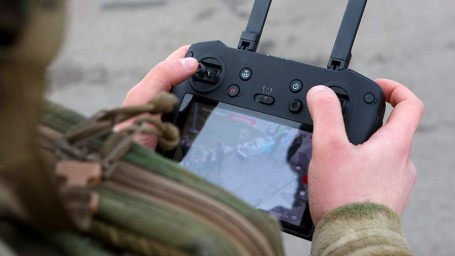 Минобороны России рассказало о подвигах военнослужащих ВС РФ в зоне спецоперации