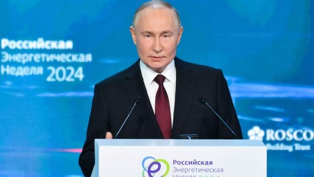 Путин указал на важность закрепления мирового лидерства России в атомной сфере