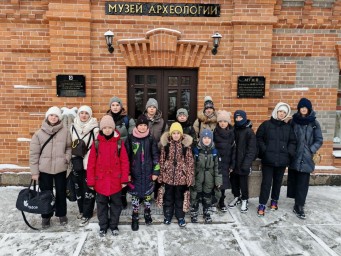 Воспитанники туристско-краеведческого отдела ЦДТ побывали в Музее археологии г. Хабаровска.