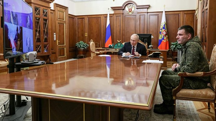 Путин принял участие в совещании с командующими войсками и начальником Генштаба. Главное Путин принял участие в совещании с командующими войсками и начальником Генштаба. Главное