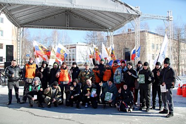 Традиционная спортивная эстафета «Сибирские парни» в Тынде