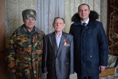 ​Юбилейные медали в честь великой Победы вручены тындинским ветеранам
