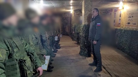 «Ждем вас с победой домой»