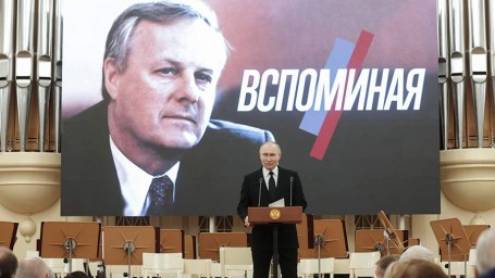 Путин отметил вклад Анатолия Собчака в становление современной России