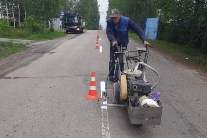 В Тынде начали обновлять дорожную разметку