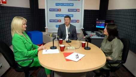 Наш подкаст: говорим и показываем Ольга Белоусова и Олег Цепелев о финансовой грамотности