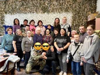 "ИЗ ПЕРВЫХ УСТ: ЧАЙ, ПИРОЖКИ И ВАЖНЫЕ РАЗГОВОРЫ"