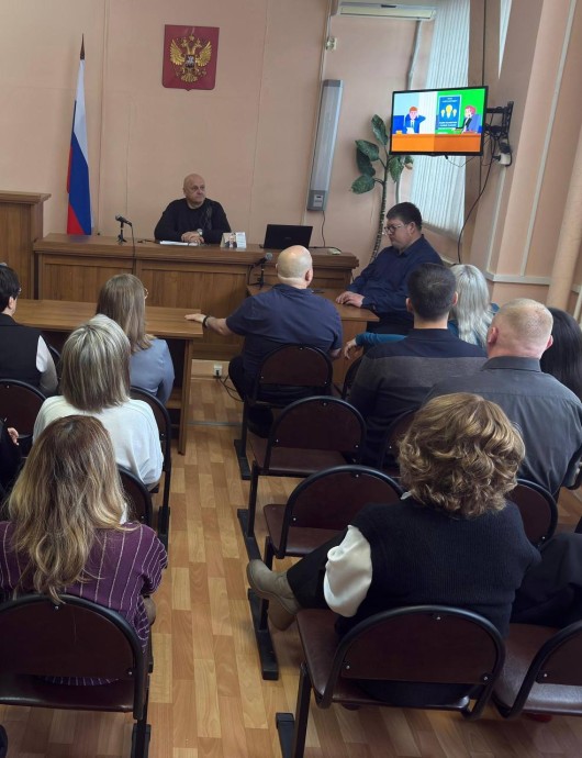 В Тындинском суде обсудили борьбу с коррупцией В Тындинском суде обсудили борьбу с коррупцией