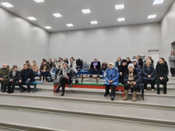 Глава Тындинского округа Тамара Лысакова посетила поселки Тутаул и Дипкун.