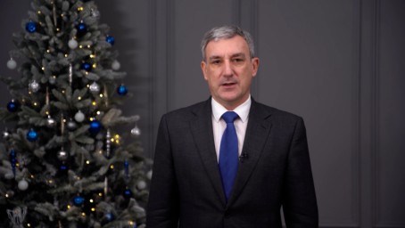 Губернатор Василий Орлов поздравил амурчан с наступающим Новым годом   При использовании материалов 