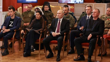 Путин встретился с героями СВО на праздновании 20-летия телеканала RT