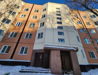 В Тынде к юбилею БАМа продолжается обновление фасадов многоквартирных домов