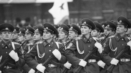 7 ноября – День Октябрьской революции: историческая справка