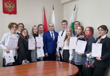 День местного самоуправления в Тынде: встреча председателя Думы с будущим поколением.