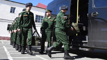 В МО РФ заявили об отсутствии планов по отправке призывников в новые регионы