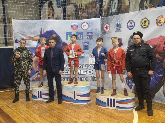 Успехи юных самбистов на первенстве в Нерюнгри Успехи юных самбистов на первенстве в Нерюнгри