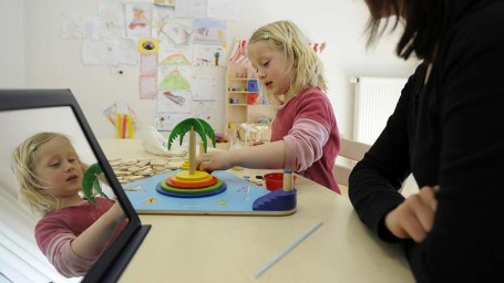 14 ноября — День логопеда в России: история, традиции, поздравления