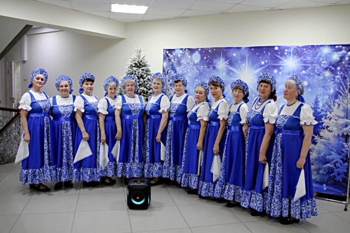 "Бамовские лебедушки" и стихи о маме: День матери в Тынде "Бамовские лебедушки" и стихи о маме: День матери в Тынде