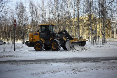 ​Очистка городских улиц от снега продолжается в плановом режиме