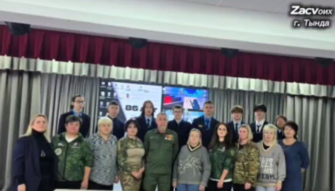 «За своих»: вдохновляющая встреча в железнодорожном техникуме.