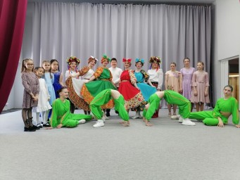 ​Дружба поселков Праздничный концерт «Весенняя капель»
