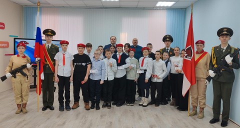 Торжественная церемония вступления обучающихся школ города в ряды ВВПОД «ЮНАРМИЯ»
