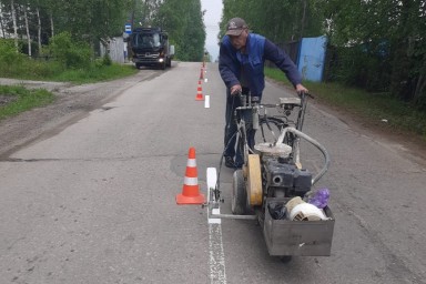 В Тынде начали обновлять дорожную разметку