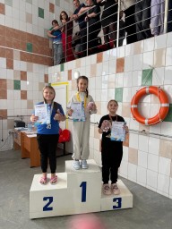 Успешное выступление пловцов на "Осенних стартах" в Циолковском