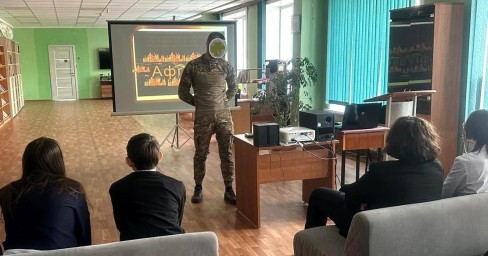 Выполняя задание Родины