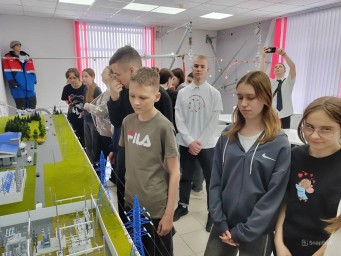 Тындинские школьники «примерили» на себя профессии железнодорожников
