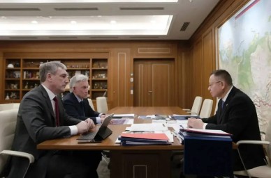 Губернатор встретился с главой Минстроя России