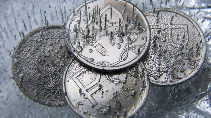 ЦБ сообщил о резком росте курса рубля к доллару и евро