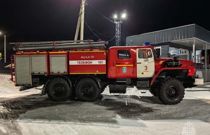 ​Оперативное реагирование в Тынде: пожар легкового автомобиля потушен без пострадавших!