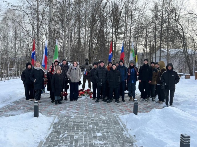 7 ноября: час памяти в библиотеке Тынды. 7 ноября: час памяти в библиотеке Тынды.