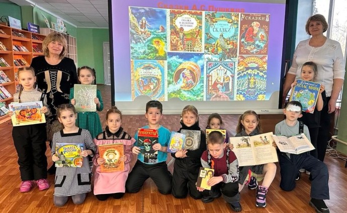 Десятая общероссийская акция &laquo;Дарите книги с любовью&raquo;