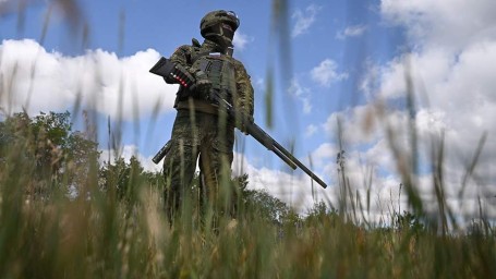Минобороны России рассказало о подвигах российских военнослужащих в зоне СВО