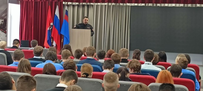 Студентам БАмИЖТ рассказали об ответственности за правонарушения Студентам БАмИЖТ рассказали об ответственности за правонарушения