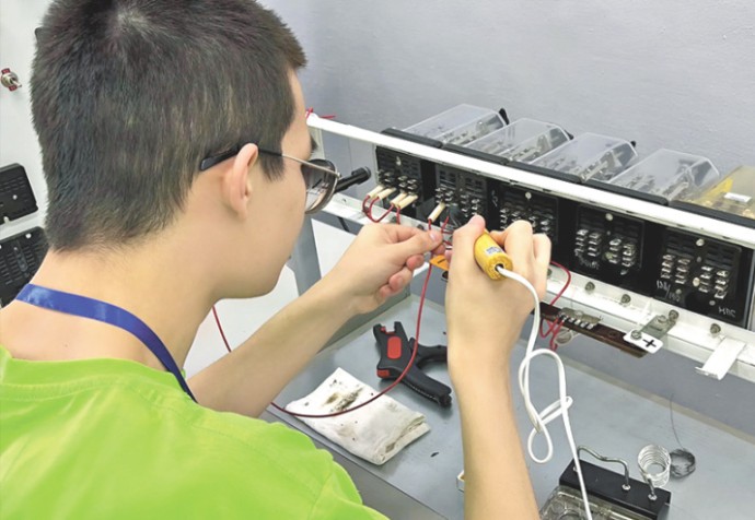 Техника молодёжи