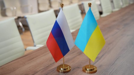 Срок данности: почему Россия и Украина не могут договориться о дате встречи