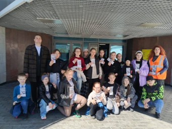День защиты детей на станции Тында: Экскурсия для школьников