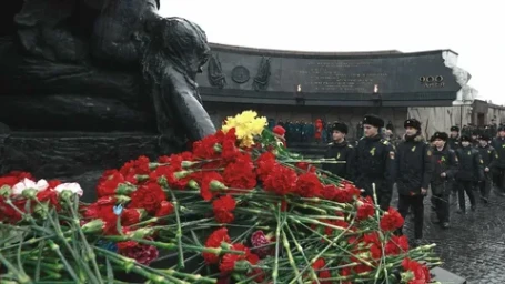 История Дня полного освобождения Ленинграда от фашистской блокады