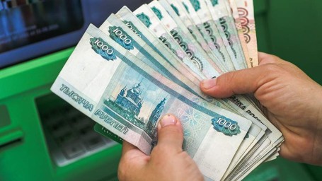 Путин подписал закон о повышении МРОТ в 2026 году