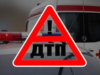 В Тынде автобус ПАЗ Vector врезался в ограждение: девять пассажиров пострадали