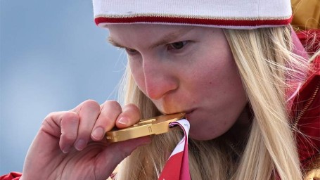 Российские спортсмены берут медали на Паралимпиаде-2026. Что известно