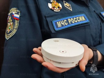 Специалисты МЧС России рекомендуют оборудовать свои дома автономным пoжарным извещателем