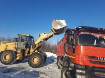 ​В Тынде готовятся к зимним забавам: скоро появятся снежные горки!