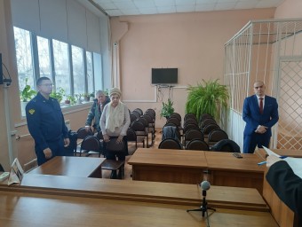 Суд досрочно прекратил полномочия председателя городской думы