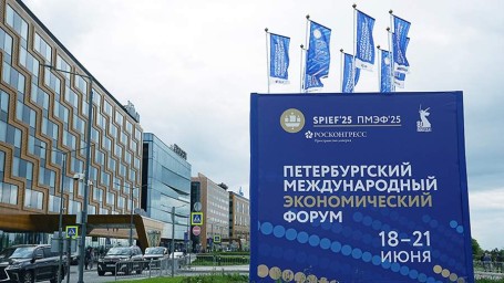Путин назвал общение с партнерами и заключение контрактов основными целями ПМЭФ