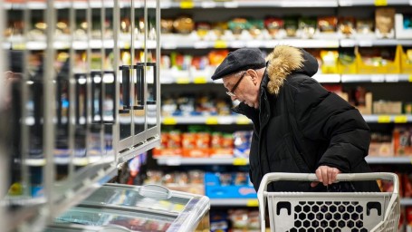 Тянуть корзину: разрыв в ценах базового набора товаров в регионах вырос до 19 тыс.