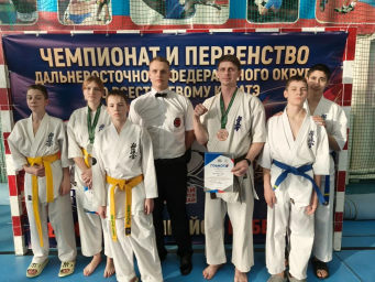 Успех тындинских каратистов на Дальнем Востоке: серебро и бронза